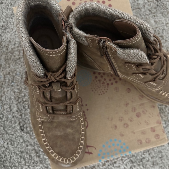 Booties - Picture 1 of 4